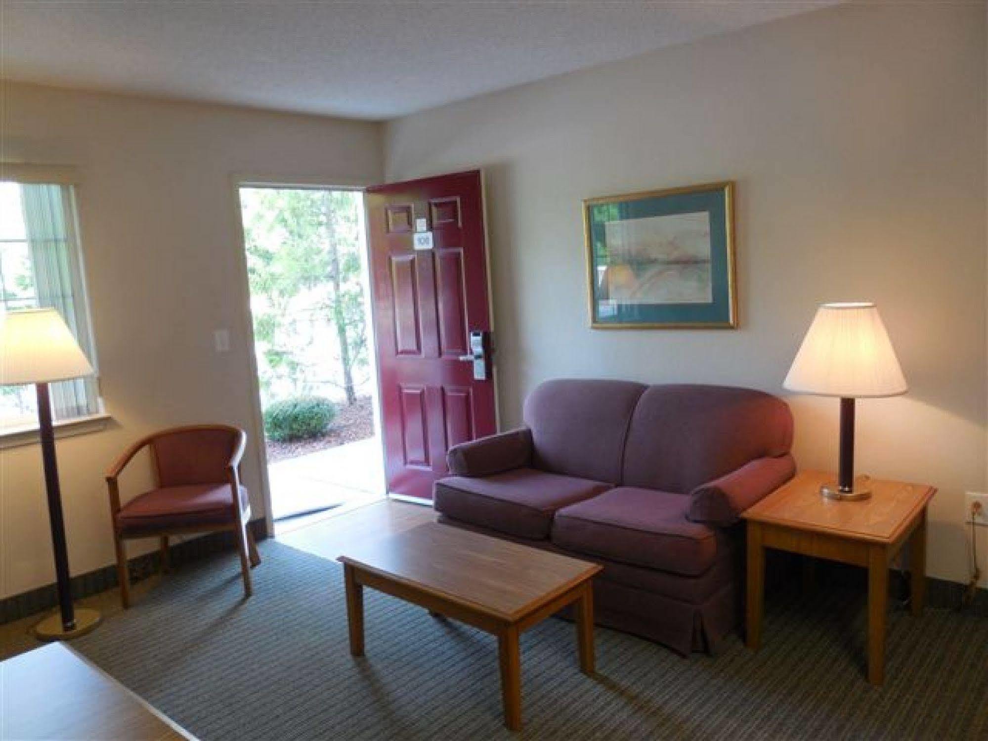 Affordable Suites Salisbury Zewnętrze zdjęcie