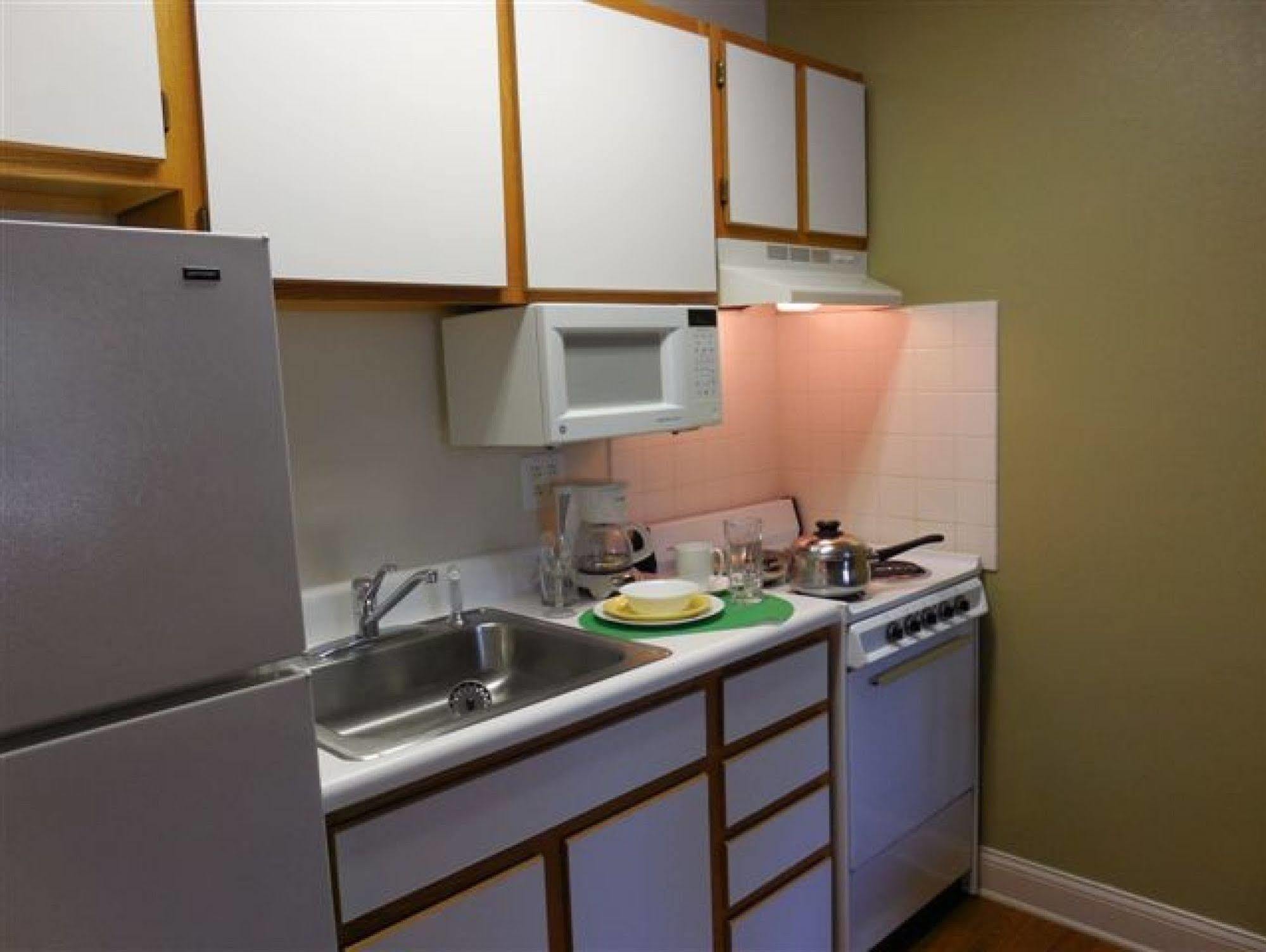 Affordable Suites Salisbury Zewnętrze zdjęcie