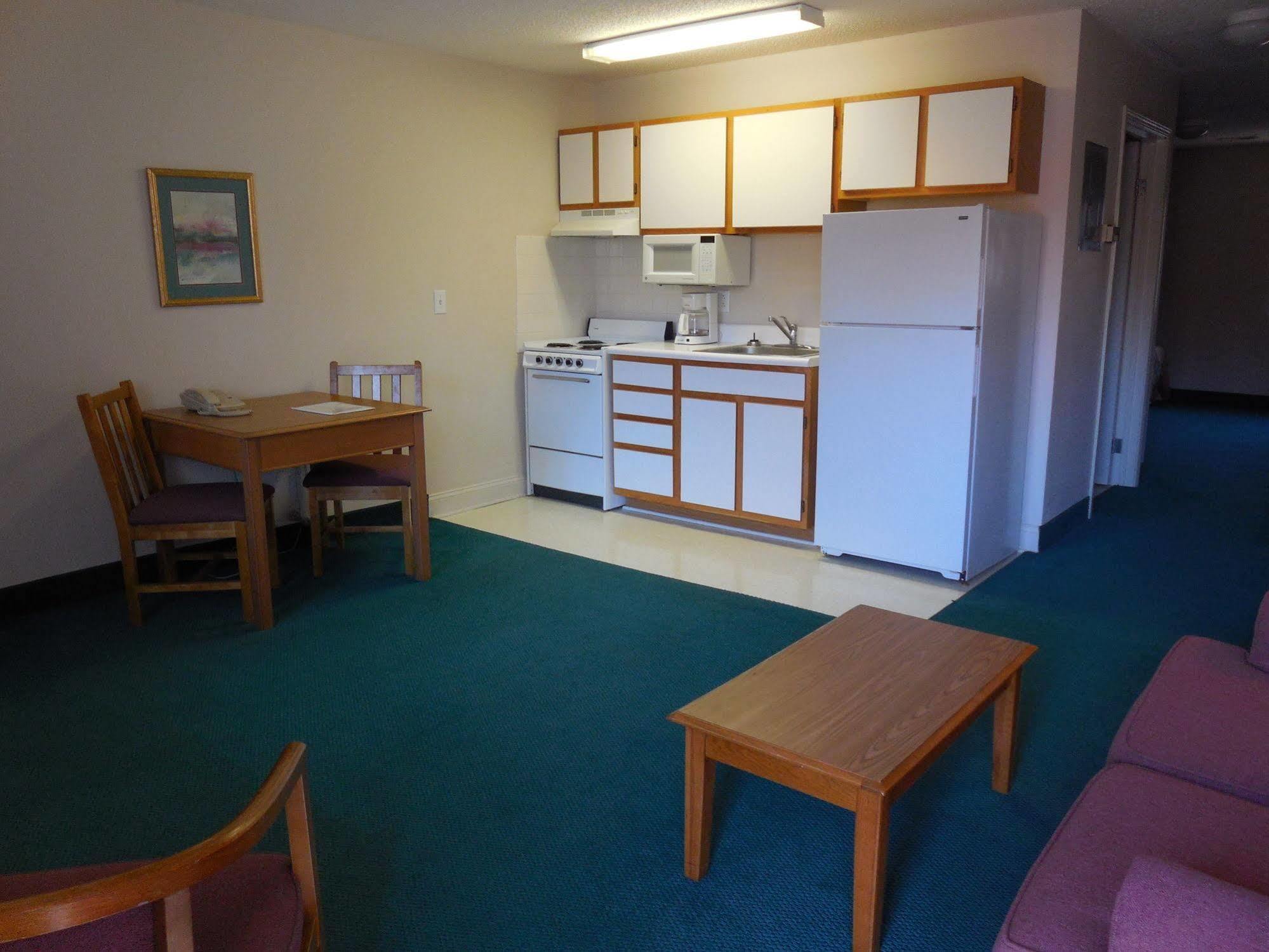 Affordable Suites Salisbury Zewnętrze zdjęcie